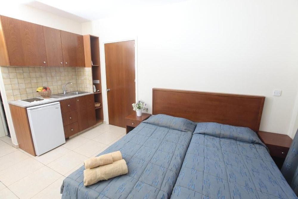 Captain Karas Holidays Apartments Protaras Ngoại thất bức ảnh